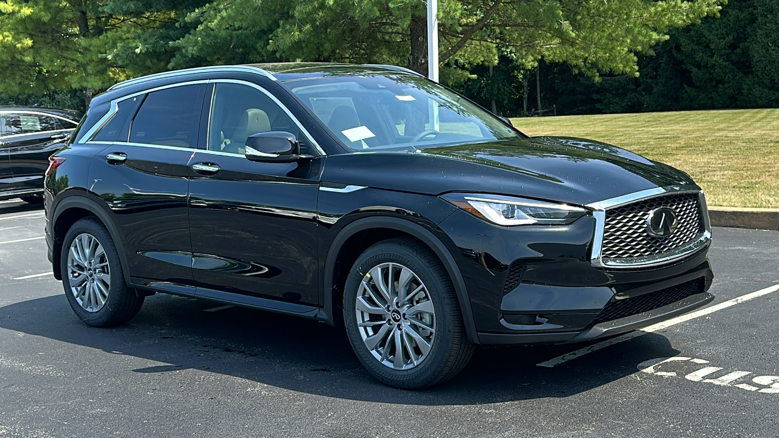 2024 INFINITI QX50 LUXE 2