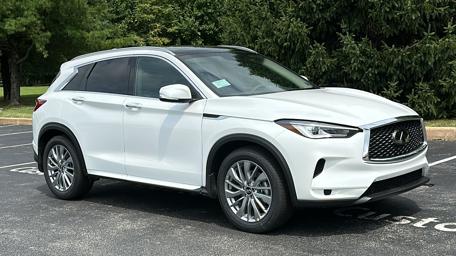 2024 INFINITI QX50 LUXE 2