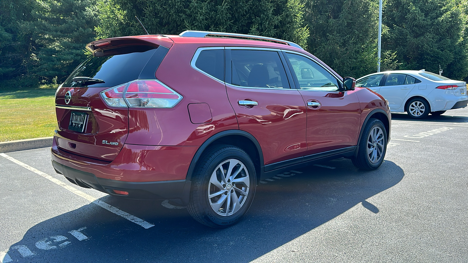 2016 Nissan Rogue SL 8