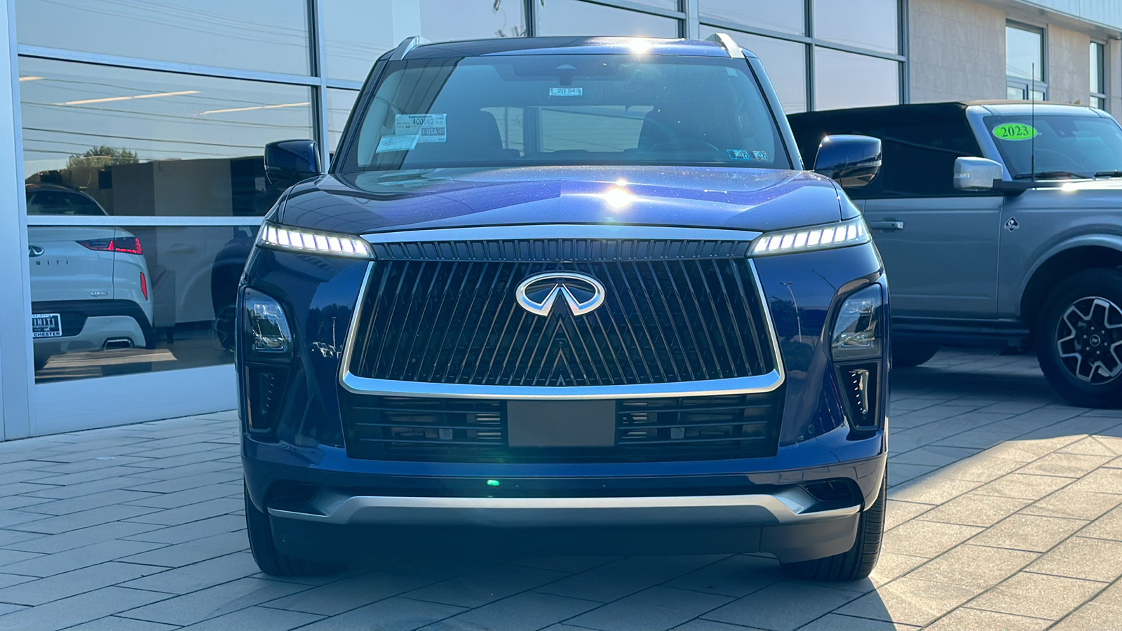 2025 INFINITI QX80 LUXE 3