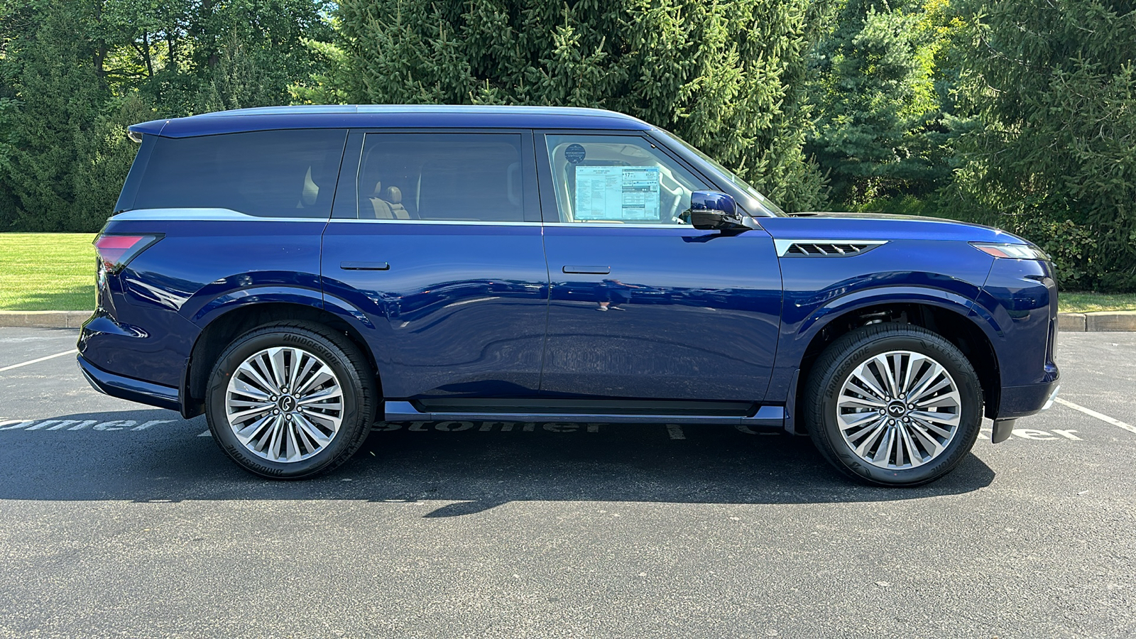 2025 INFINITI QX80 SENSORY 17