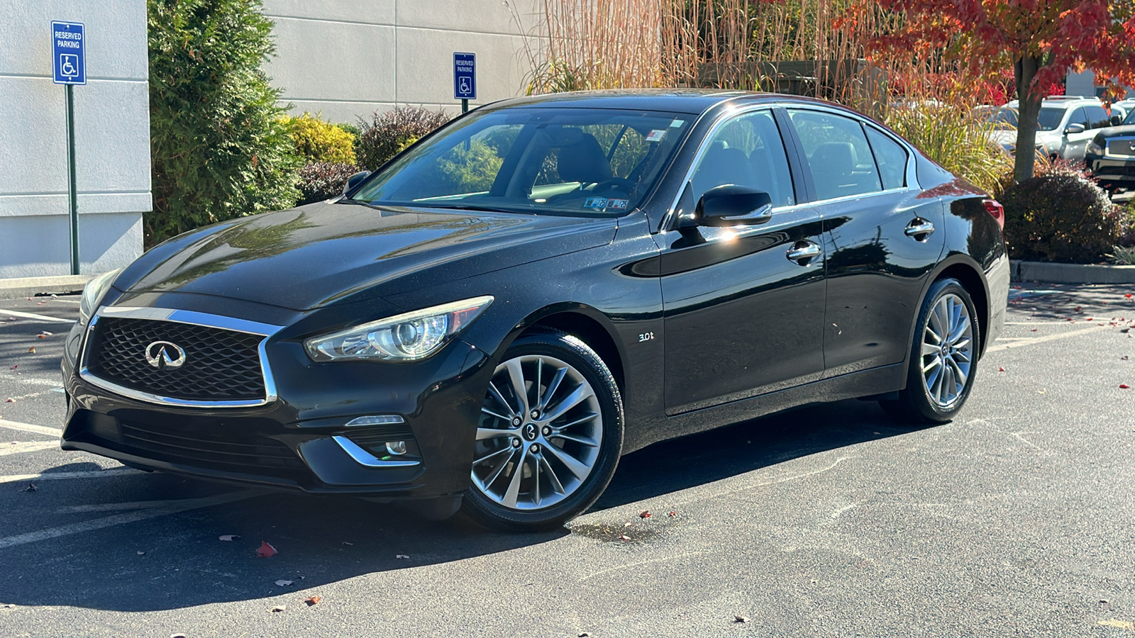 2019 INFINITI Q50 3.0t LUXE 1