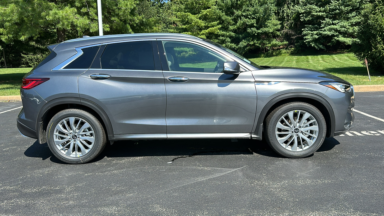 2024 INFINITI QX50 LUXE 13