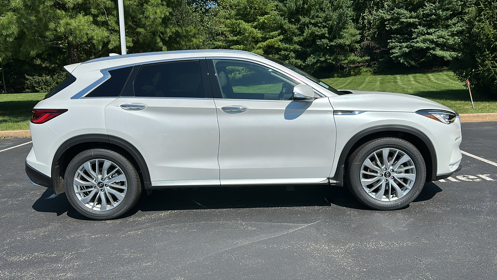 2024 INFINITI QX50 LUXE 13