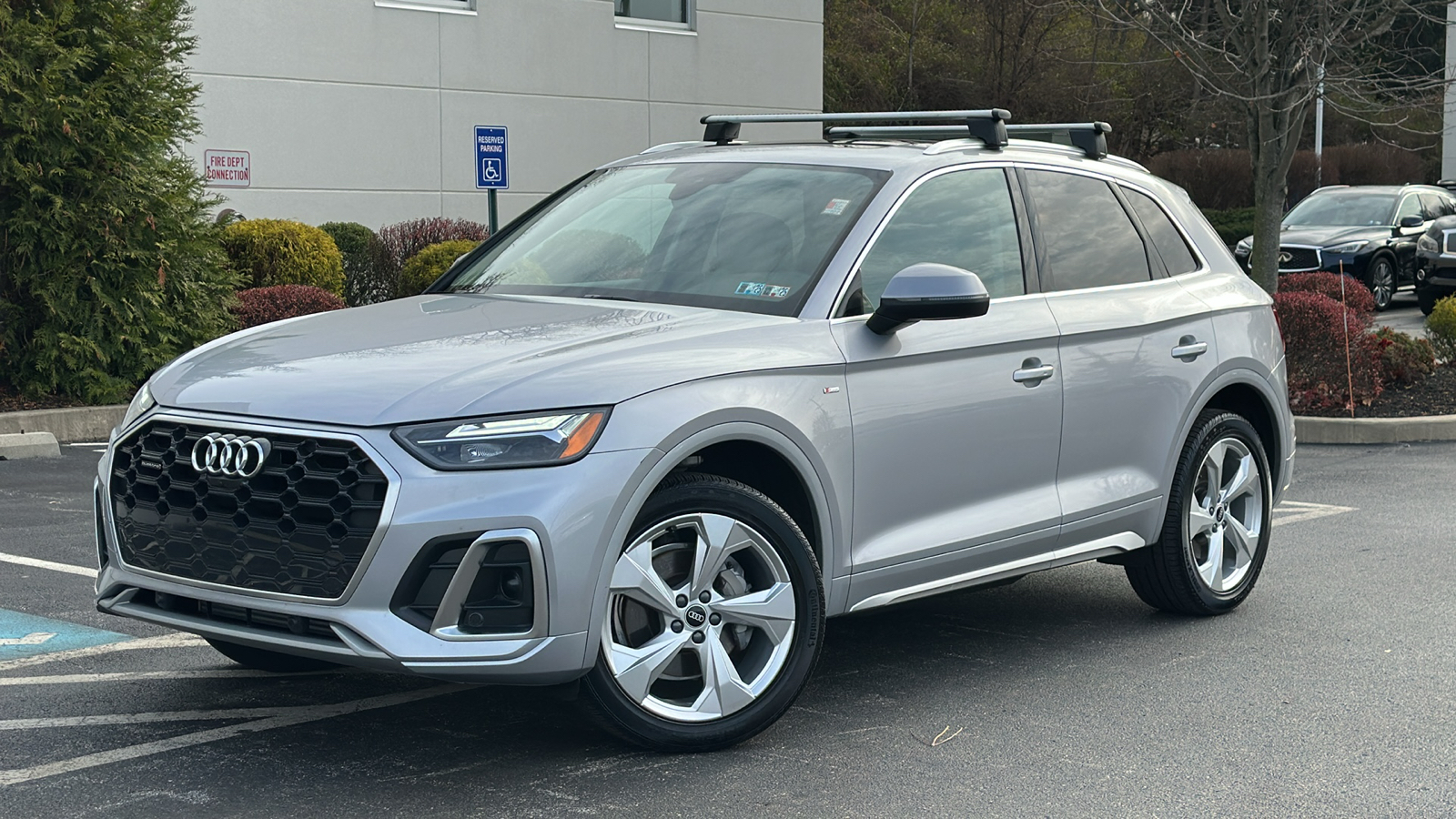 2022 Audi Q5 S line Premium Plus 1