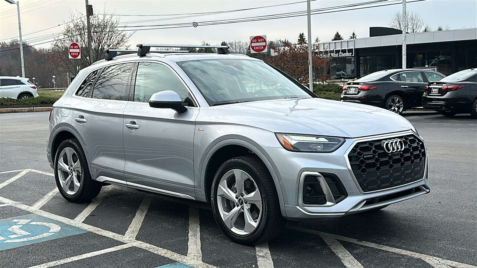 2022 Audi Q5 S line Premium Plus 2