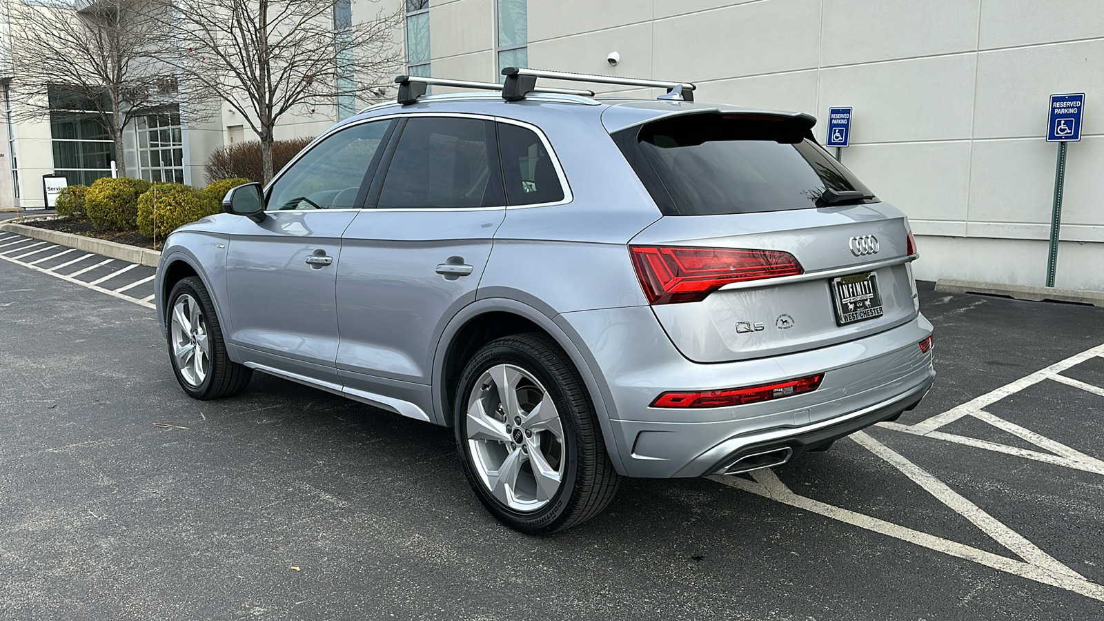 2022 Audi Q5 S line Premium Plus 8