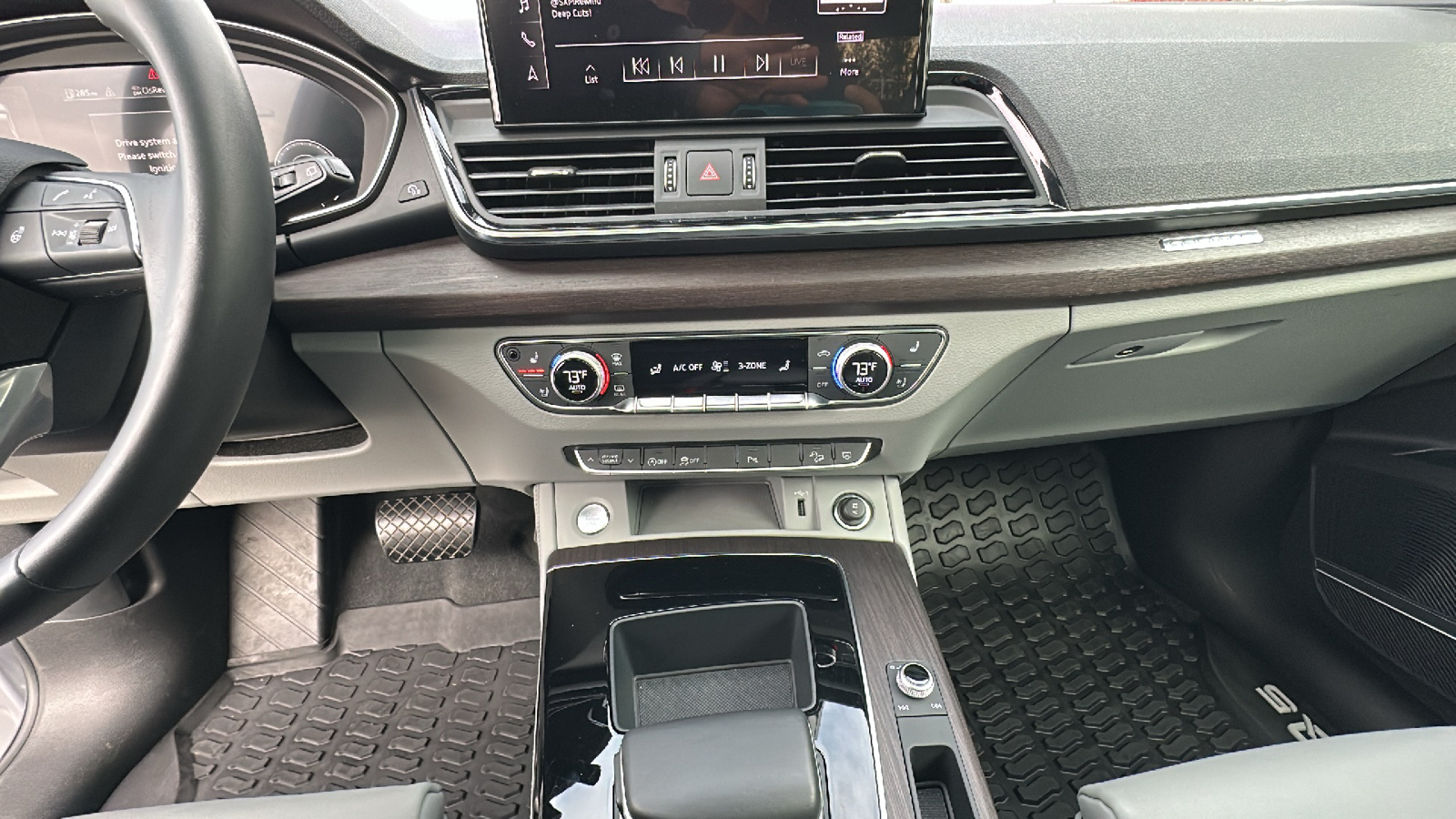 2022 Audi Q5 S line Premium Plus 22