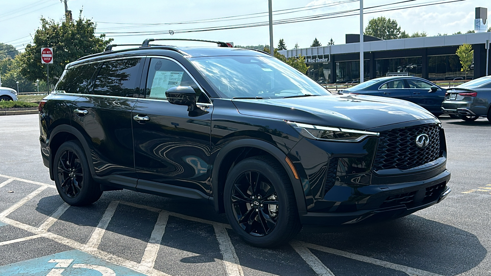 2025 INFINITI QX60 LUXE 2