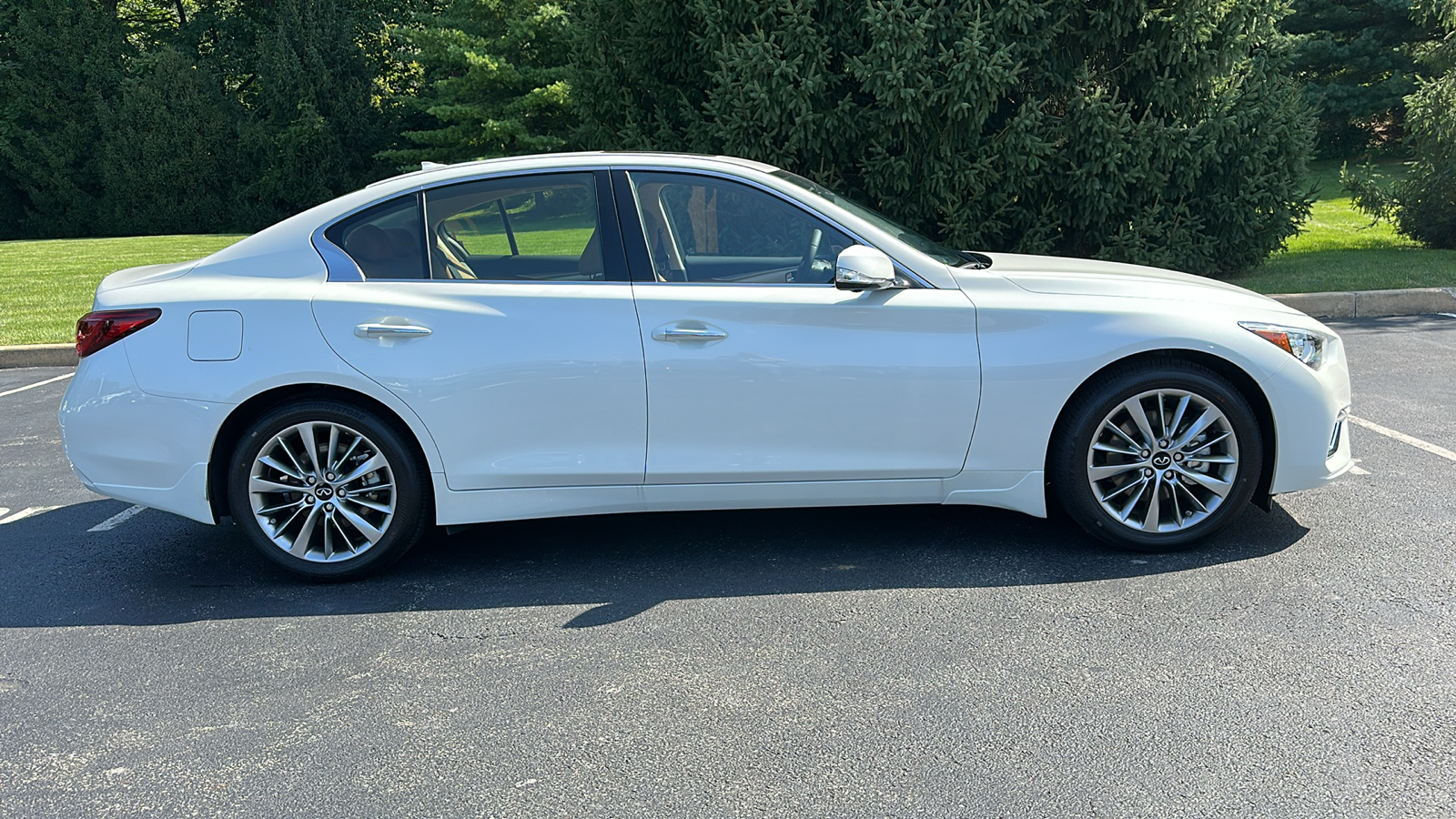 2024 INFINITI Q50 LUXE 12