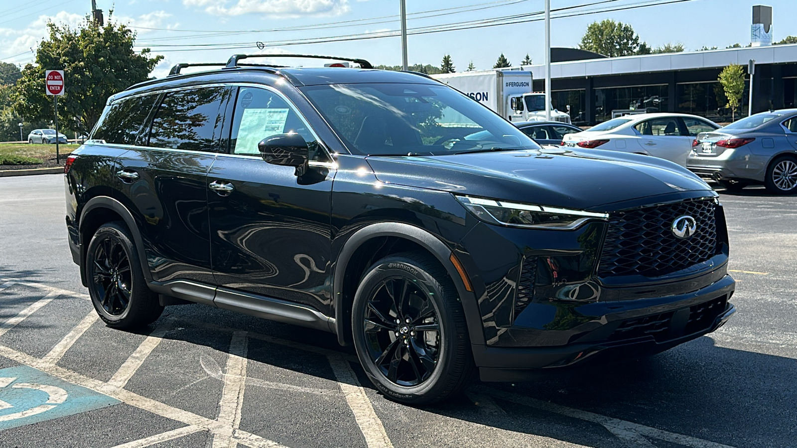 2025 INFINITI QX60 LUXE 2