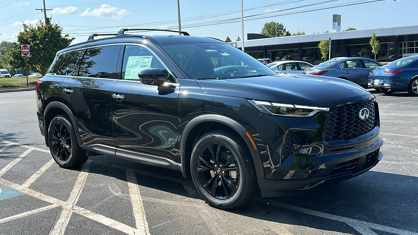 2025 INFINITI QX60 LUXE 2