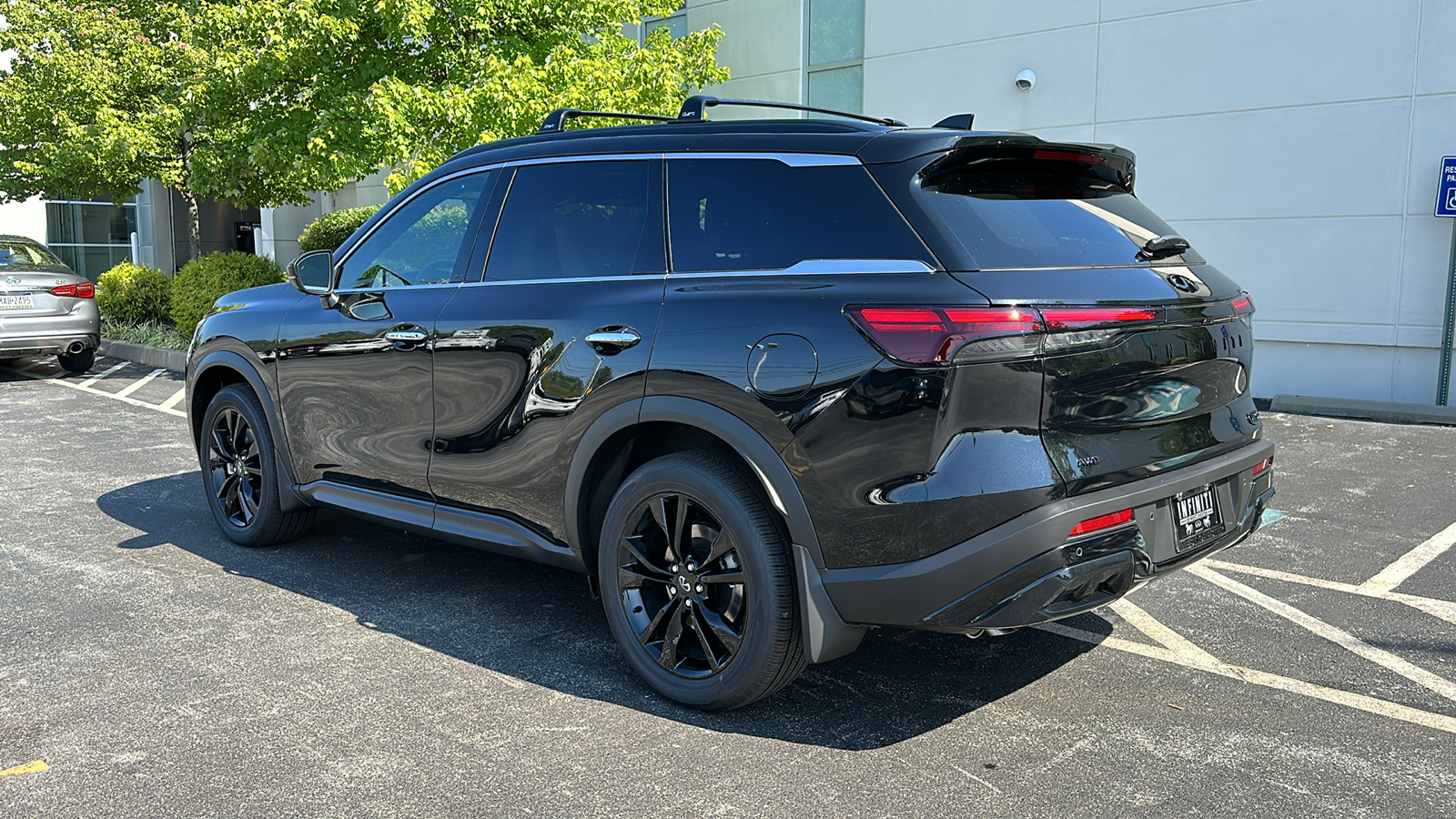 2025 INFINITI QX60 LUXE 5