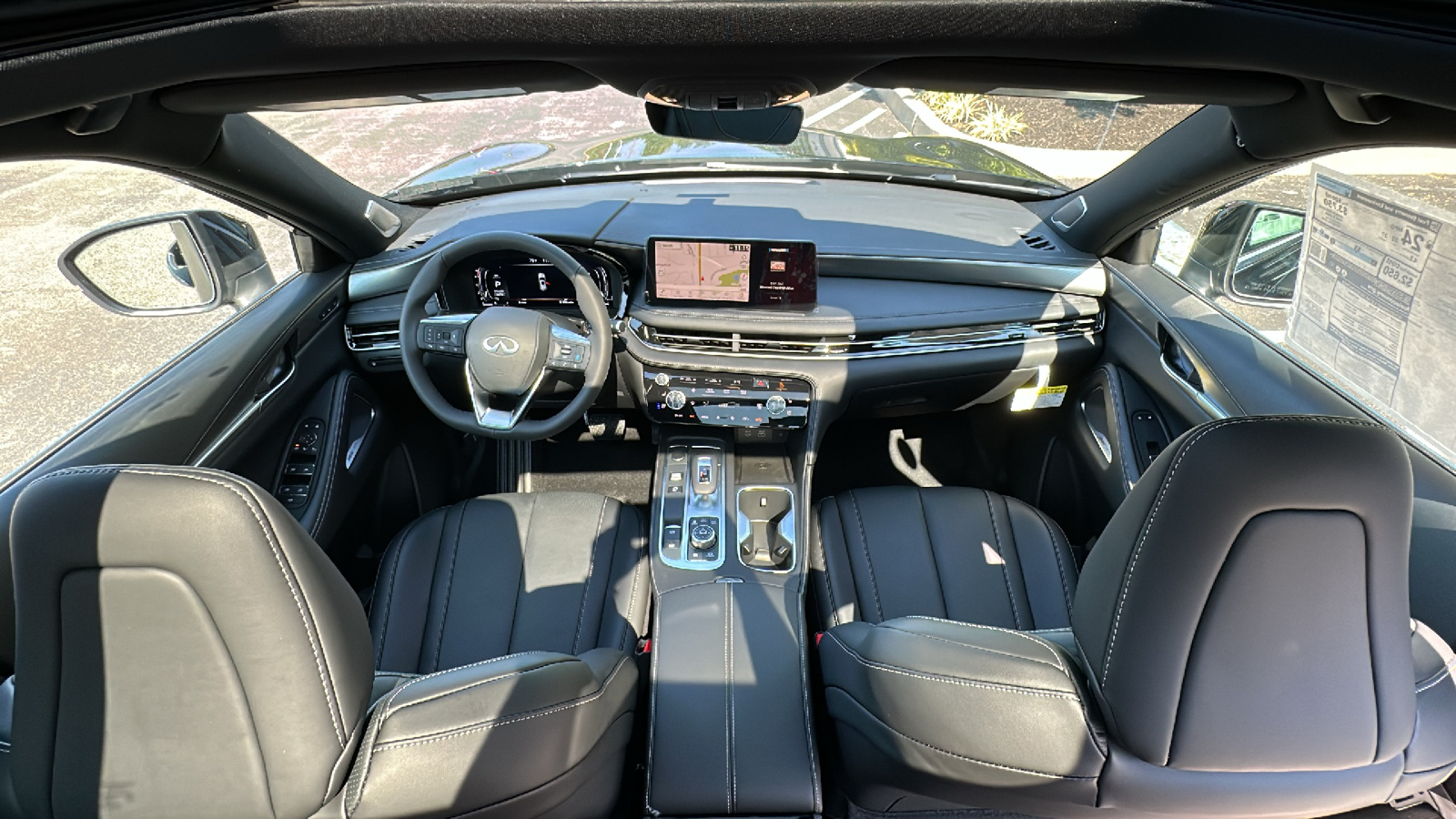 2025 INFINITI QX60 LUXE 12