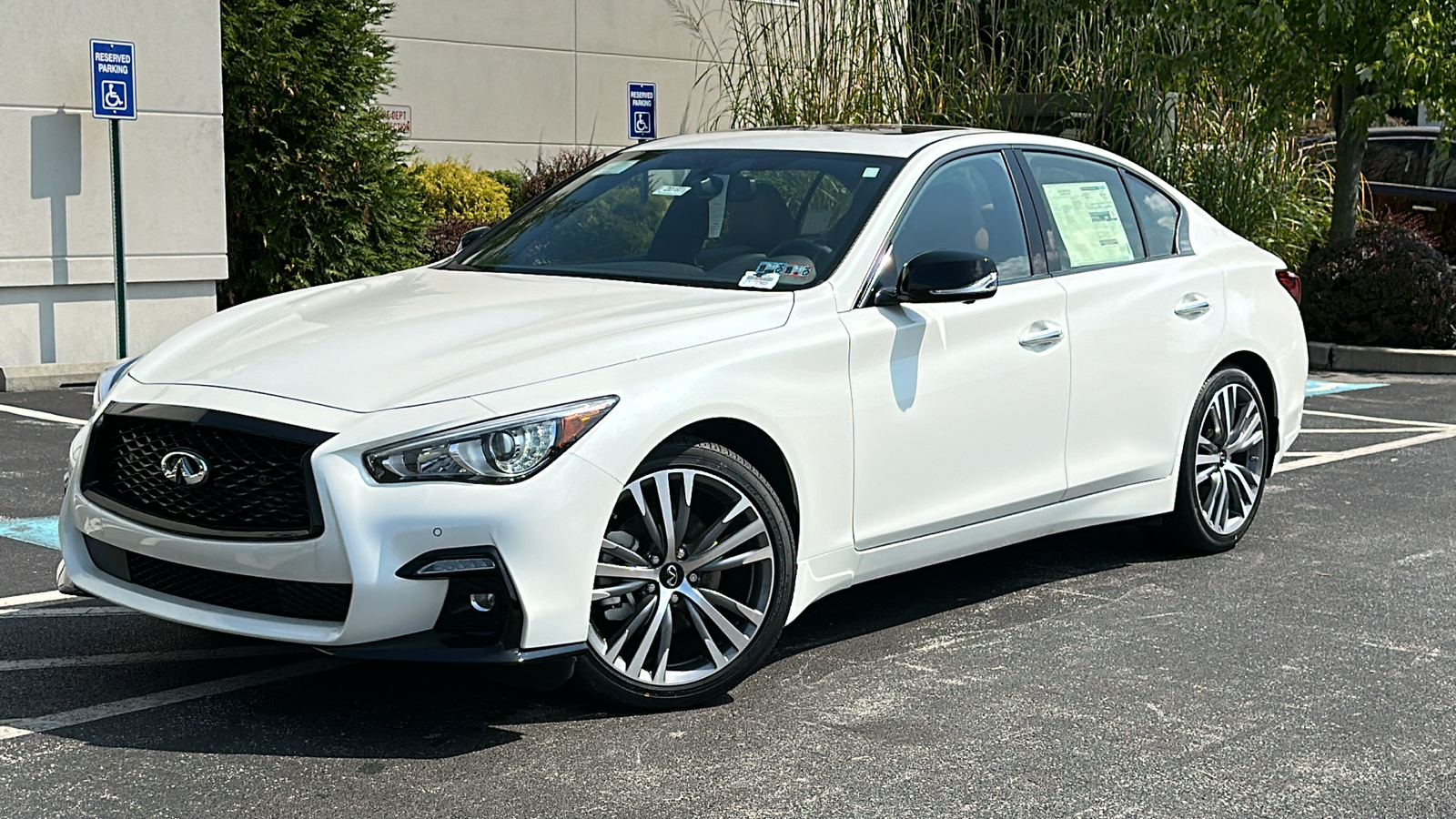 2024 INFINITI Q50 SENSORY 1