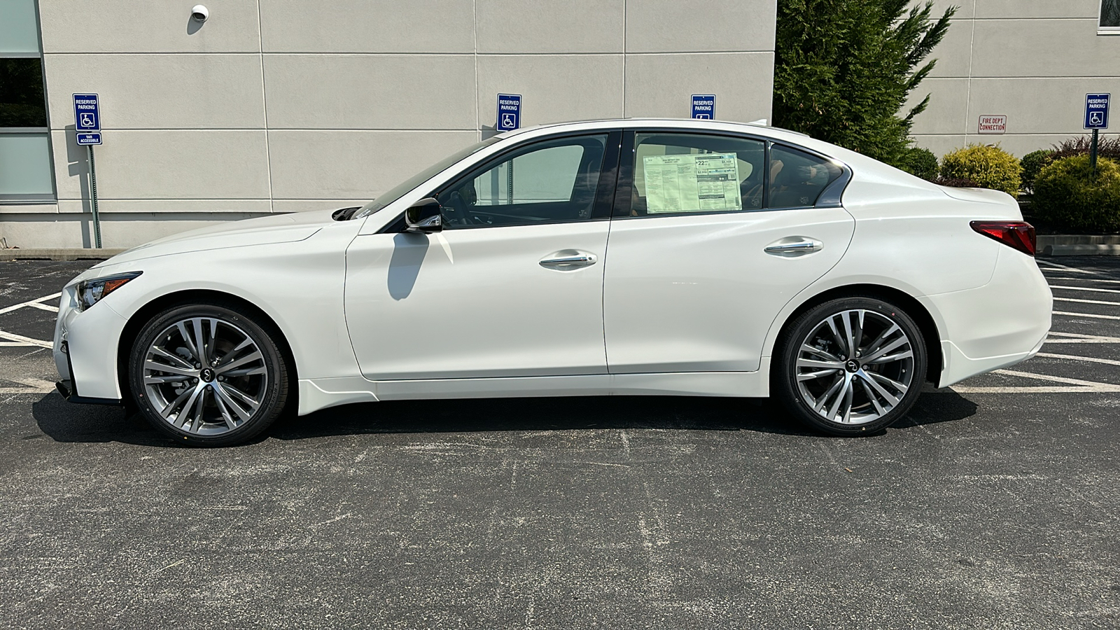 2024 INFINITI Q50 SENSORY 13