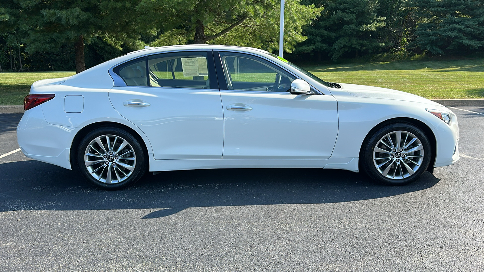 2021 INFINITI Q50 3.0t LUXE 28