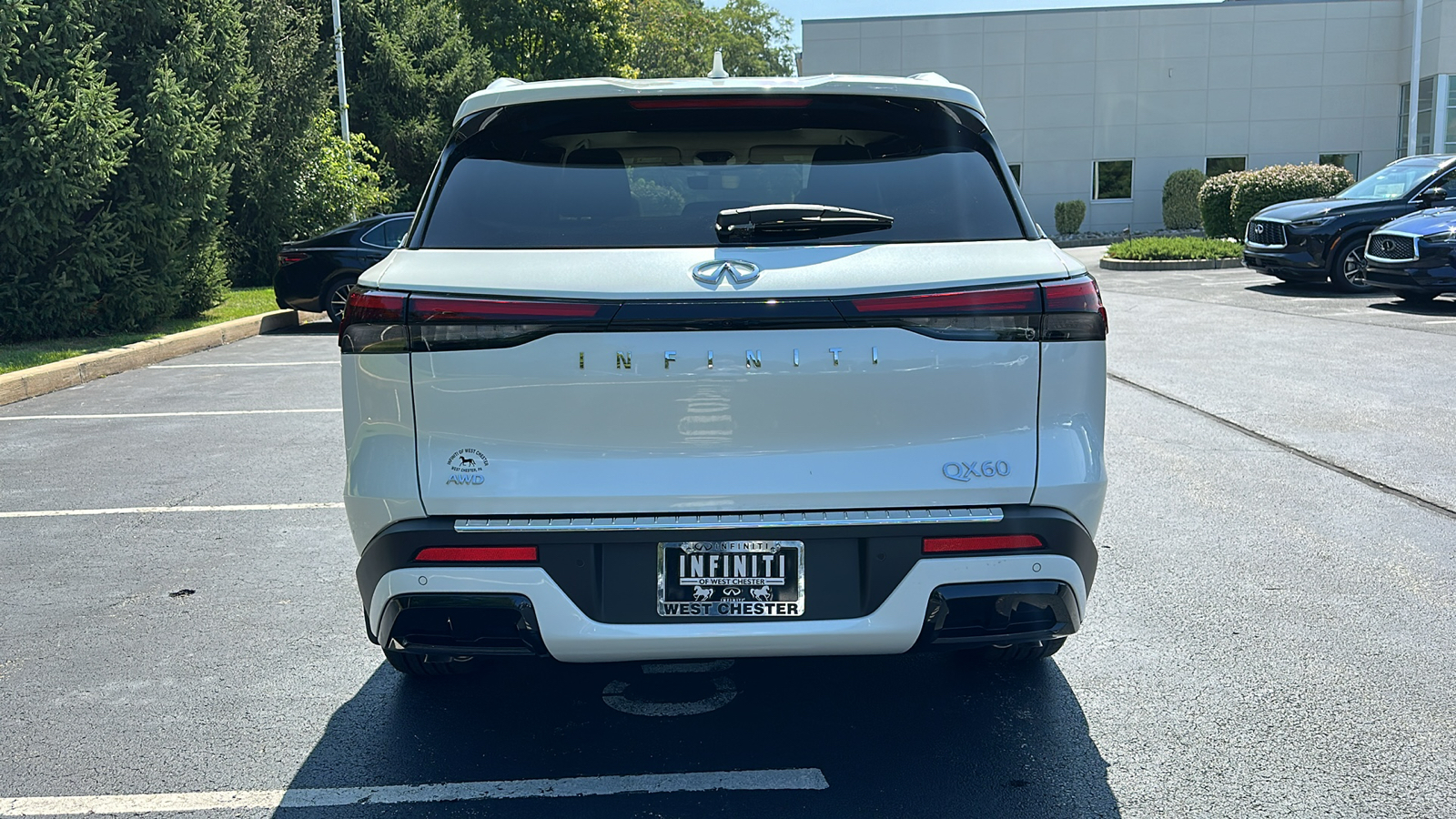 2025 INFINITI QX60 LUXE 4