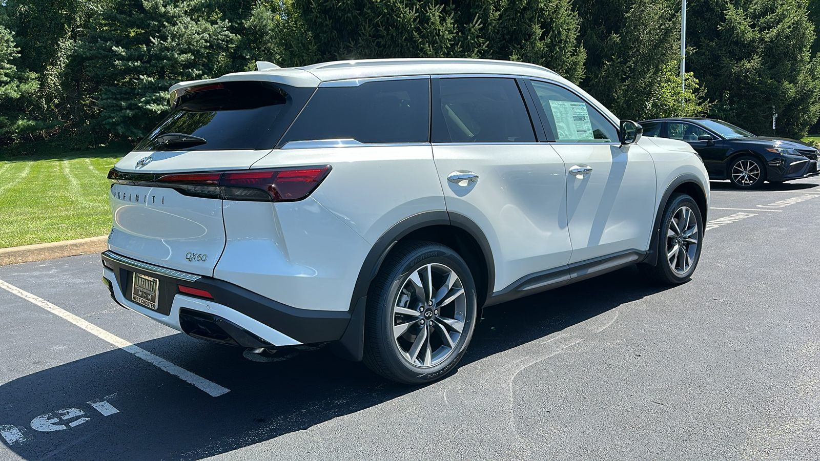 2025 INFINITI QX60 LUXE 5