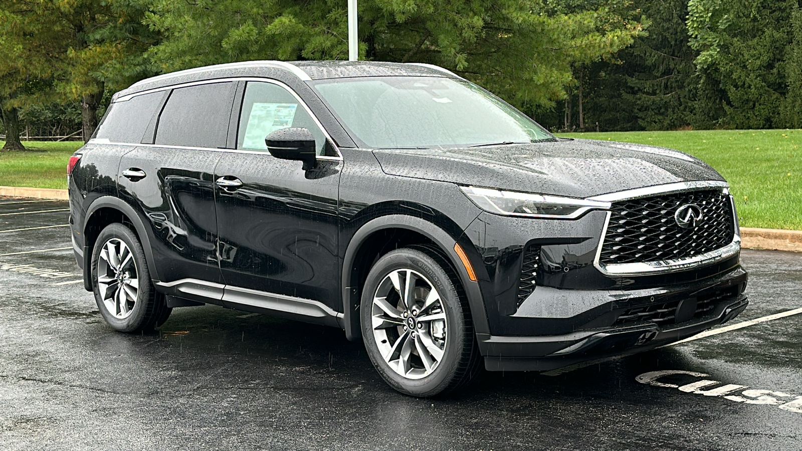 2025 INFINITI QX60 LUXE 2