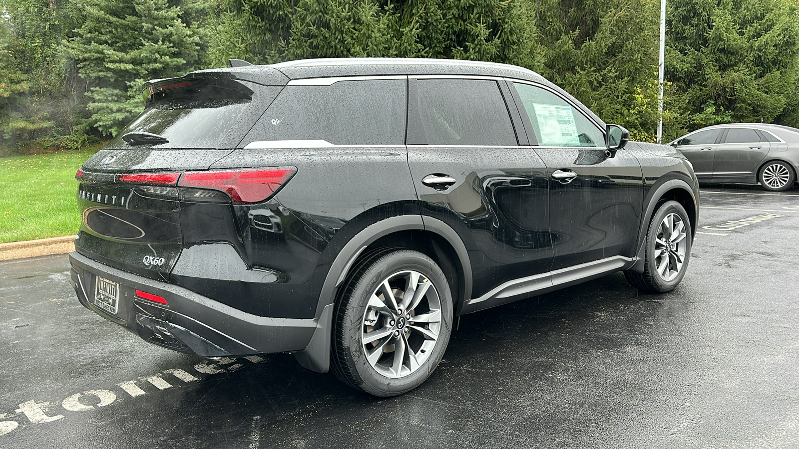 2025 INFINITI QX60 LUXE 5