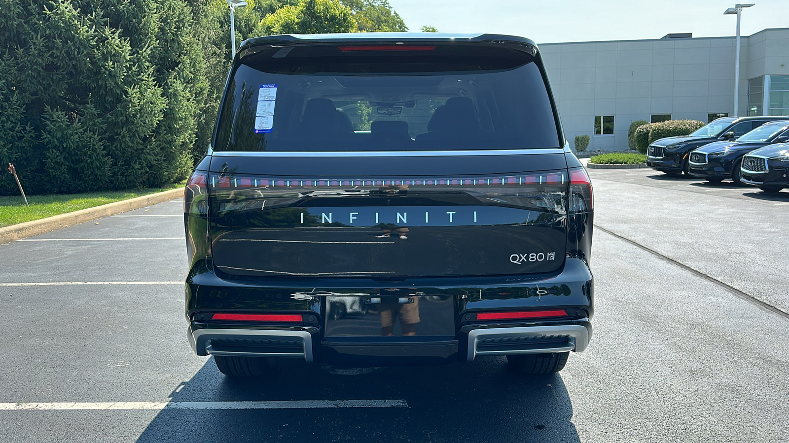 2025 INFINITI QX80 SENSORY 4