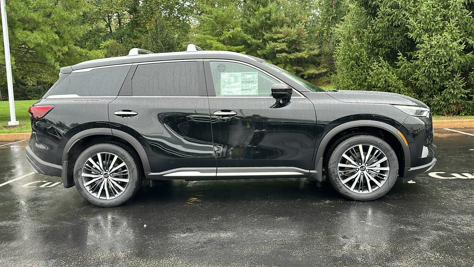 2025 INFINITI QX60 SENSORY 14