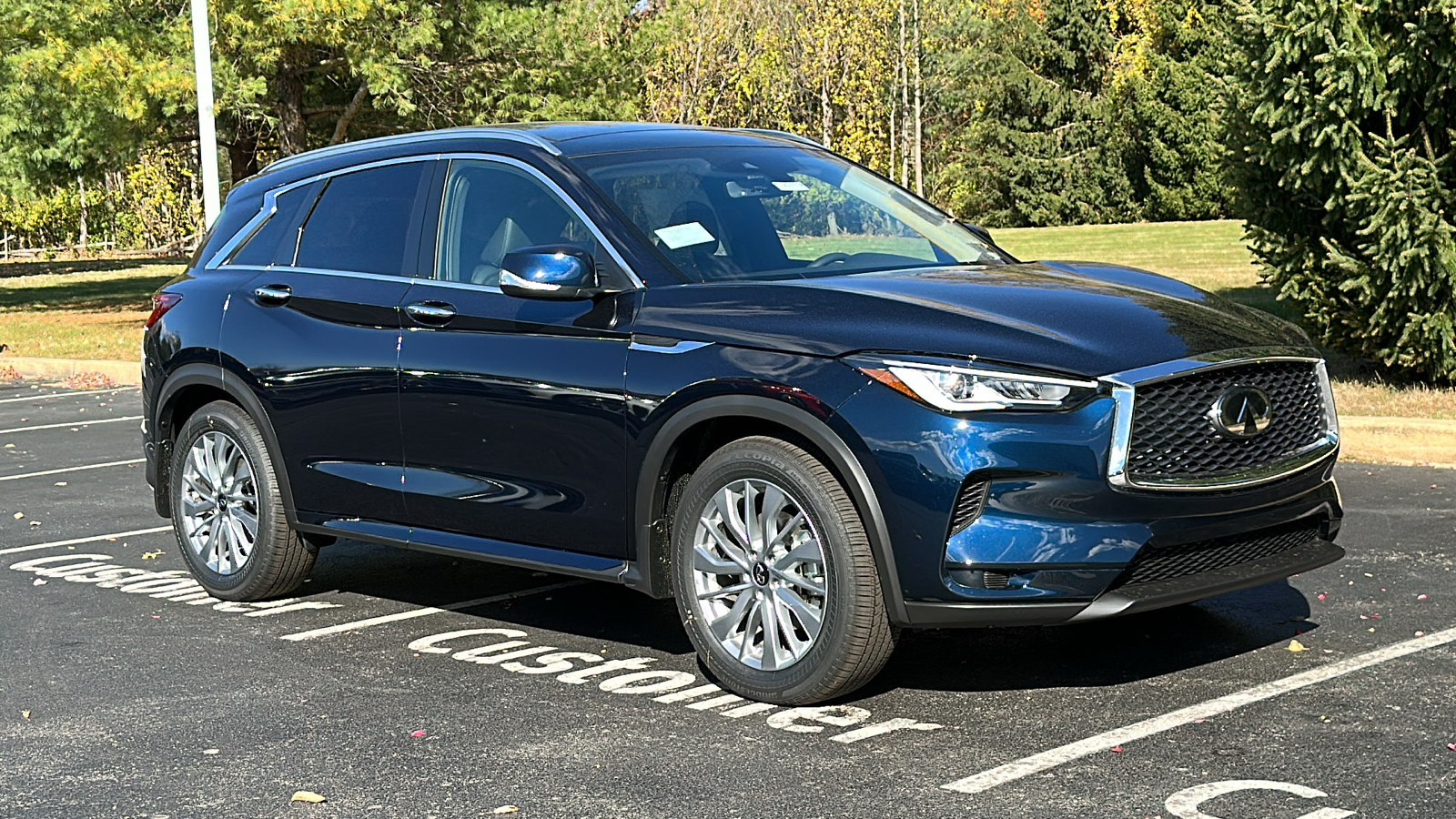 2025 INFINITI QX50 LUXE 2