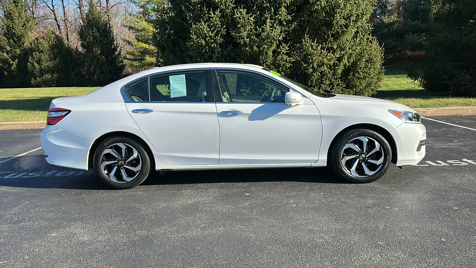 2016 Honda Accord Sedan EX 28