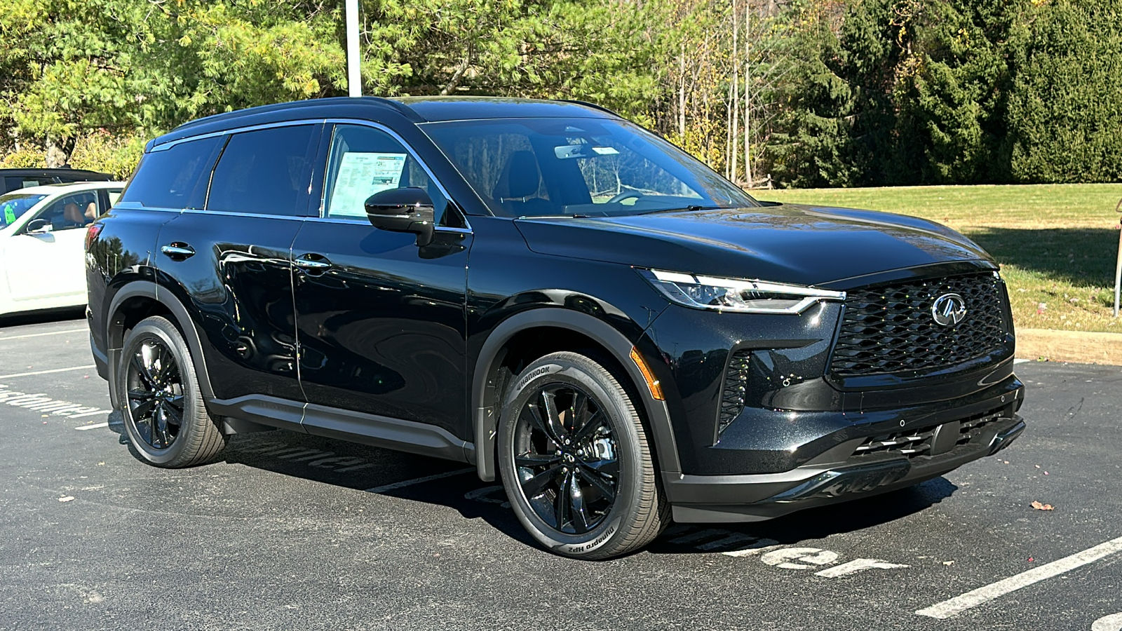 2025 INFINITI QX60 LUXE 2