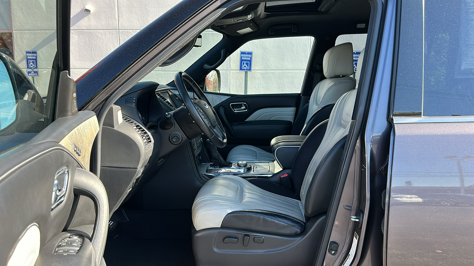 2019 INFINITI QX80 LIMITED 12