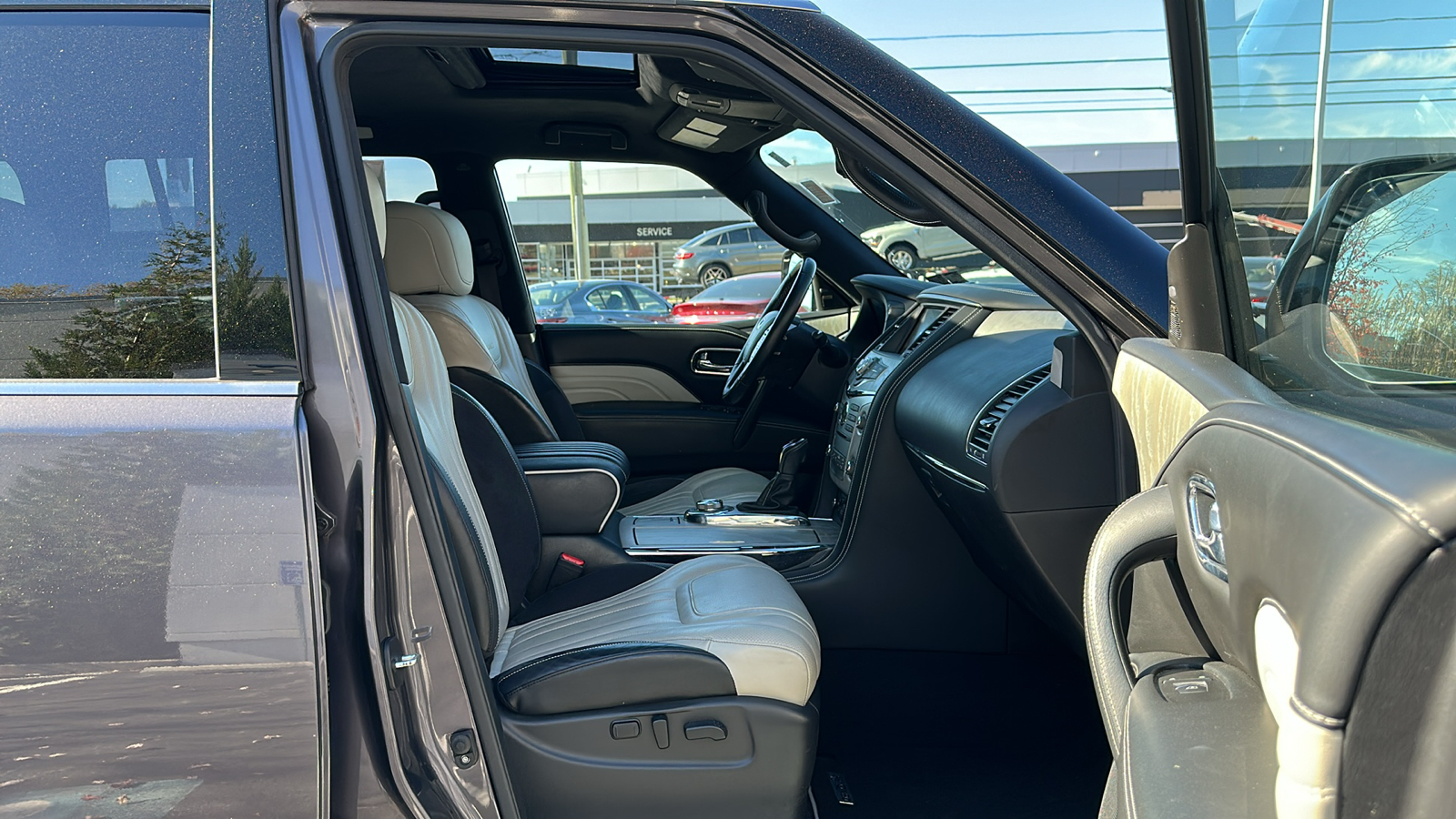 2019 INFINITI QX80 LIMITED 25