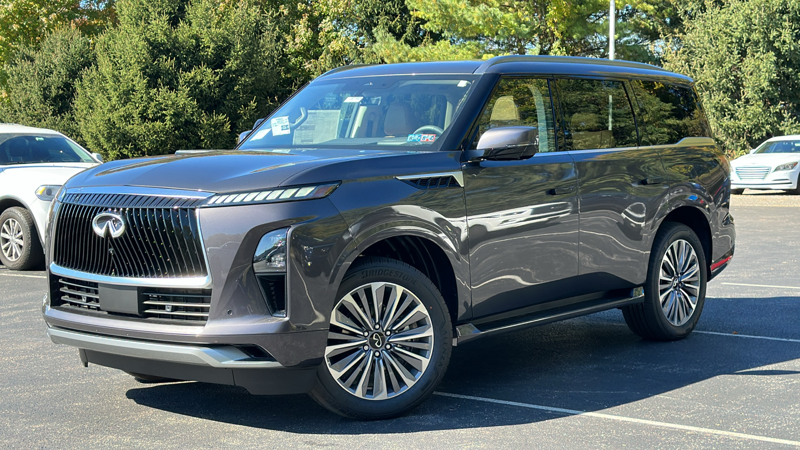 2025 INFINITI QX80 LUXE 1