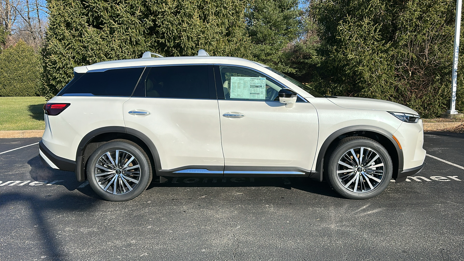 2025 INFINITI QX60 SENSORY 14