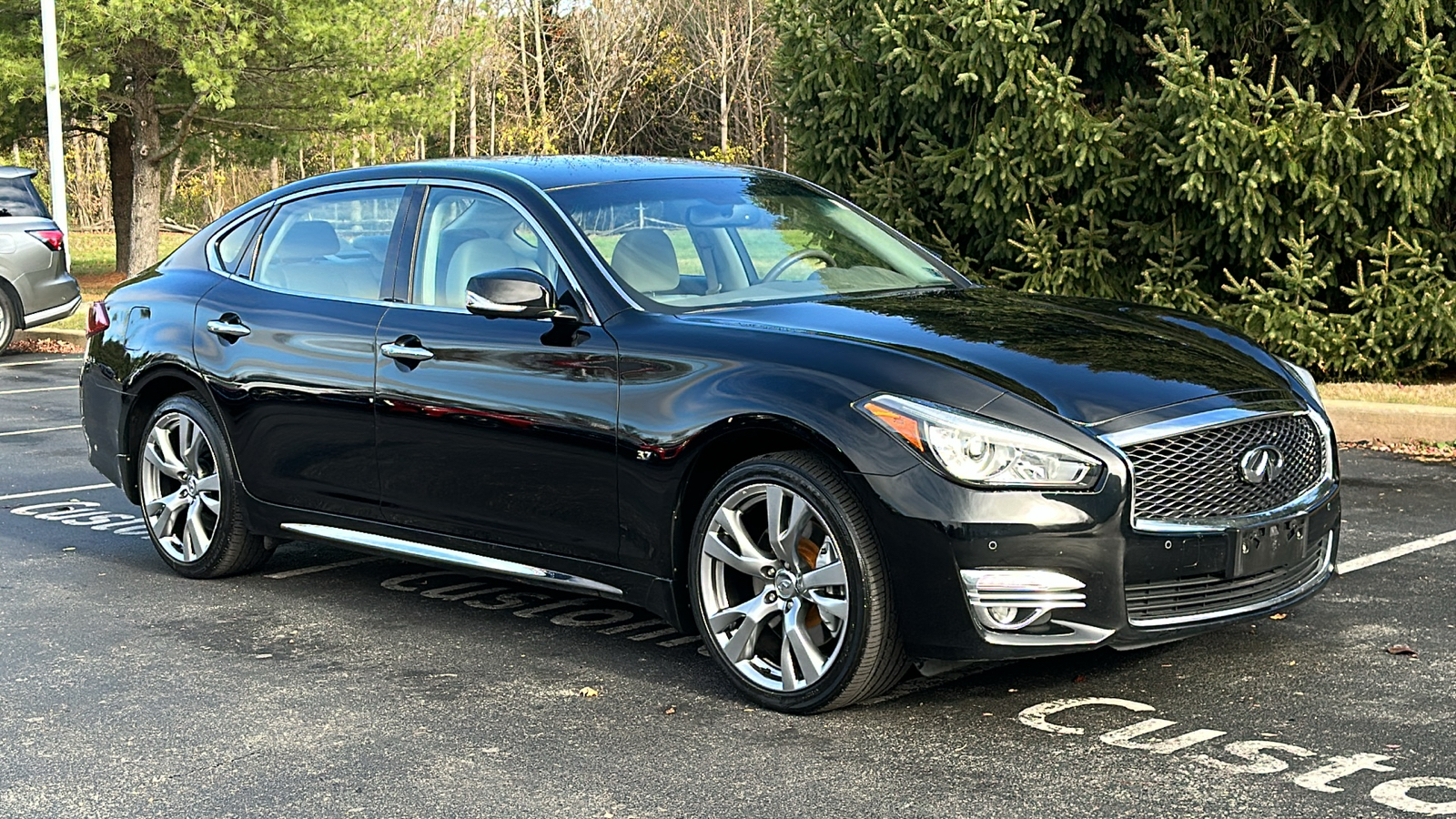 2019 INFINITI Q70L 3.7 LUXE 2