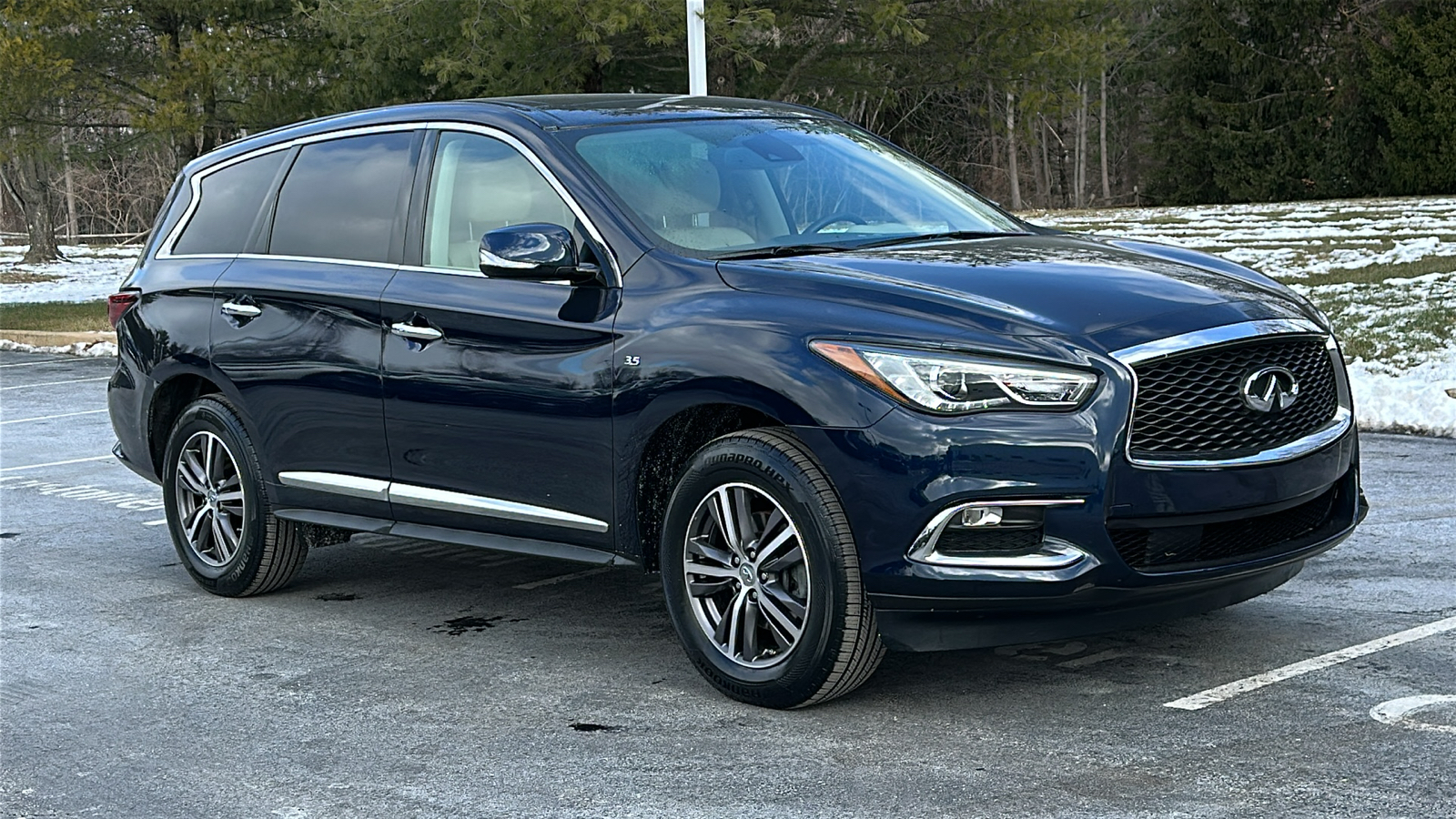 2019 INFINITI QX60 PURE 2