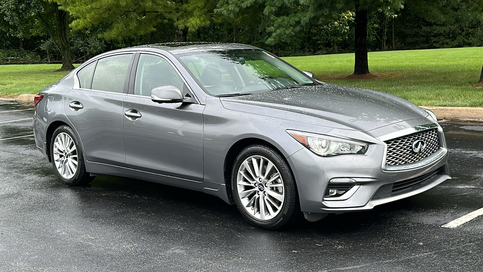 2021 INFINITI Q50 3.0t LUXE 2