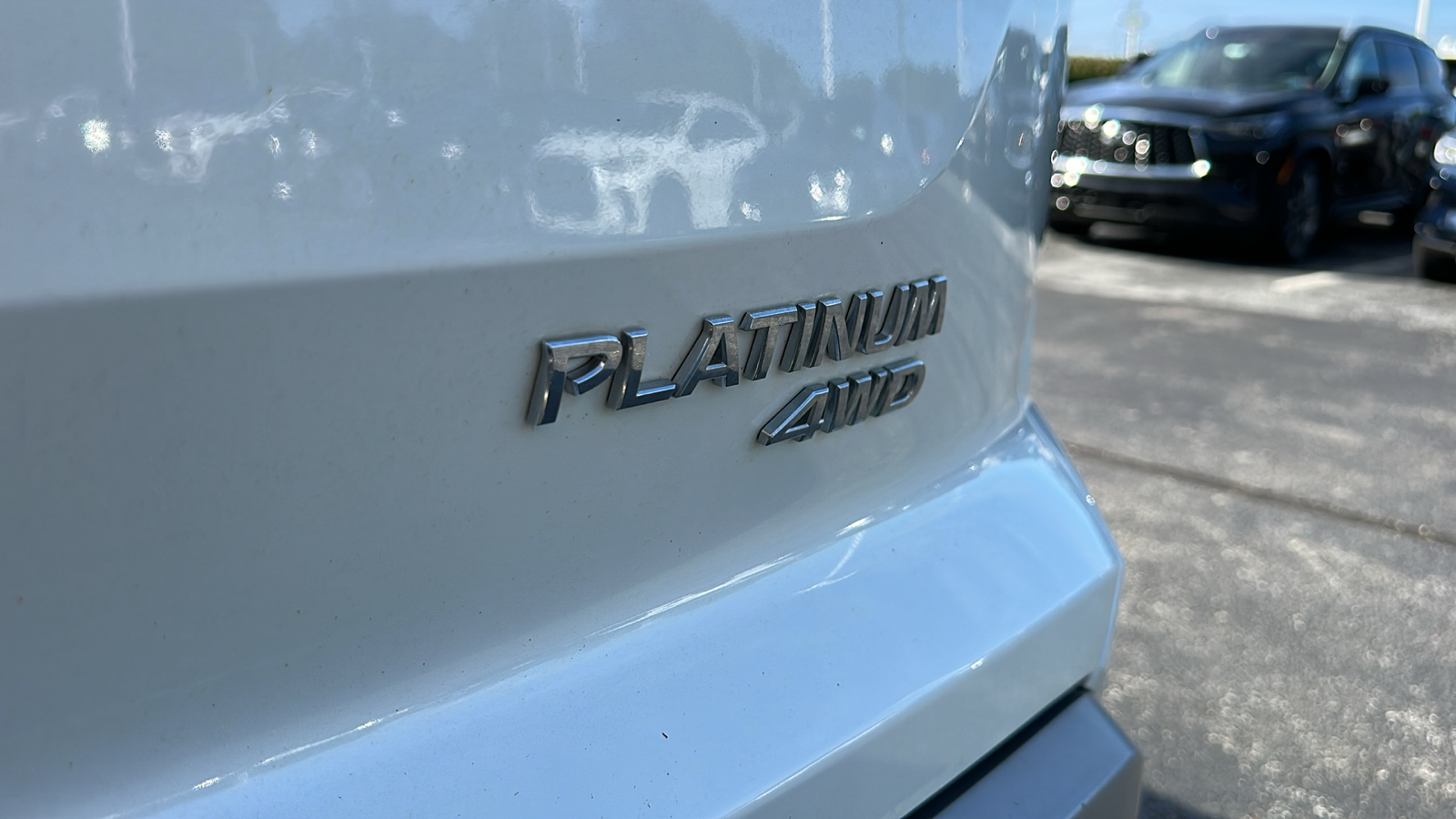 2023 Nissan Pathfinder Platinum 9