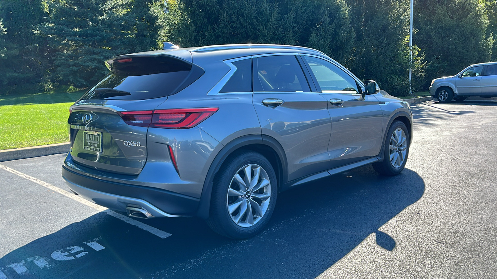 2021 INFINITI QX50 ESSENTIAL 8