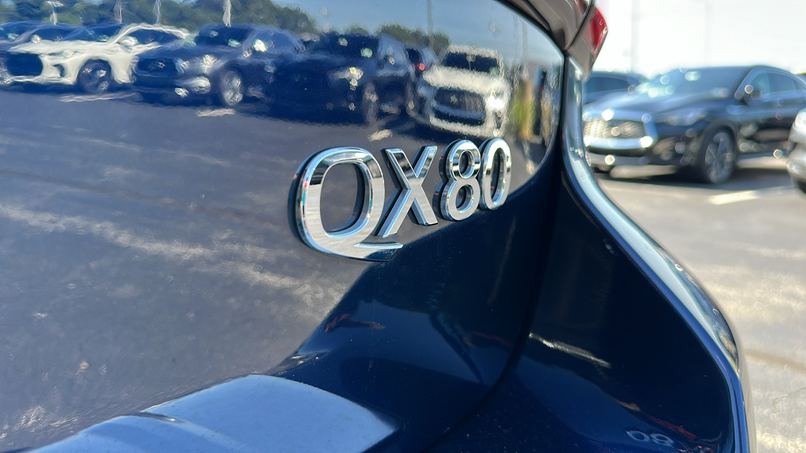 2021 INFINITI QX80 LUXE 10