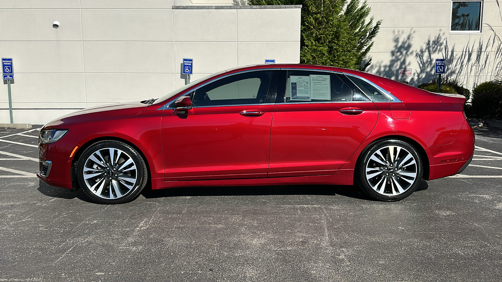 2017 Lincoln MKZ Reserve 28