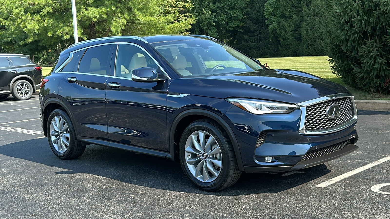 2021 INFINITI QX50 ESSENTIAL 2