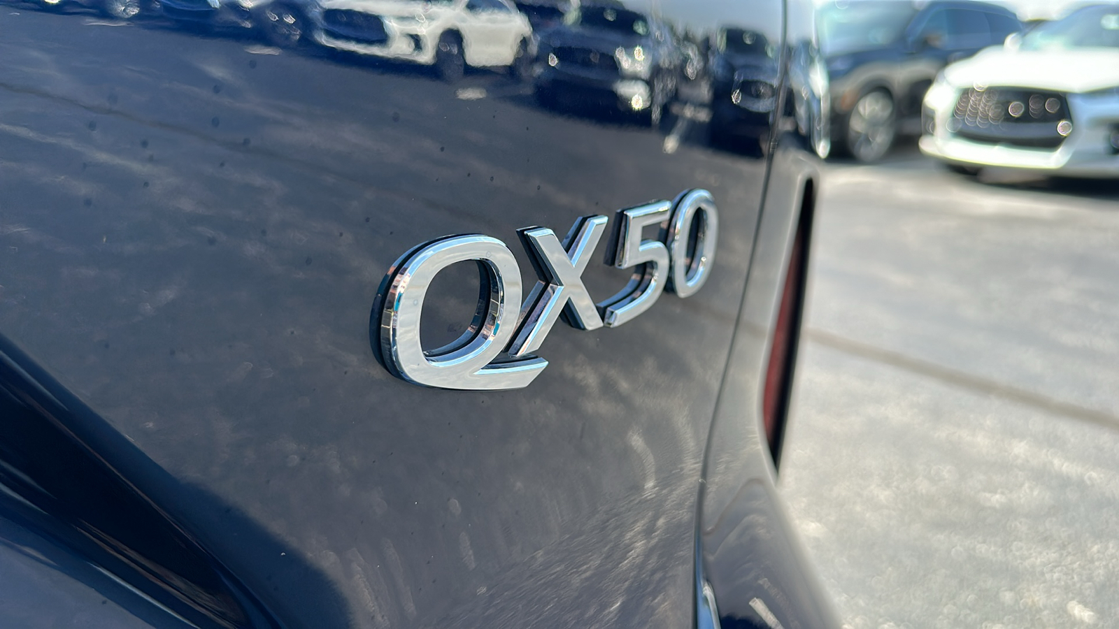 2021 INFINITI QX50 ESSENTIAL 10