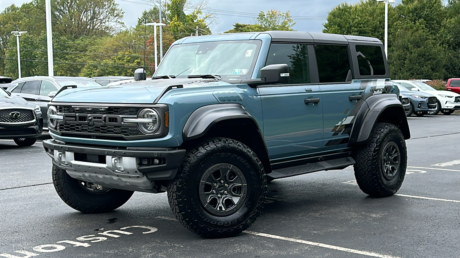 2022 Ford Bronco Raptor 1