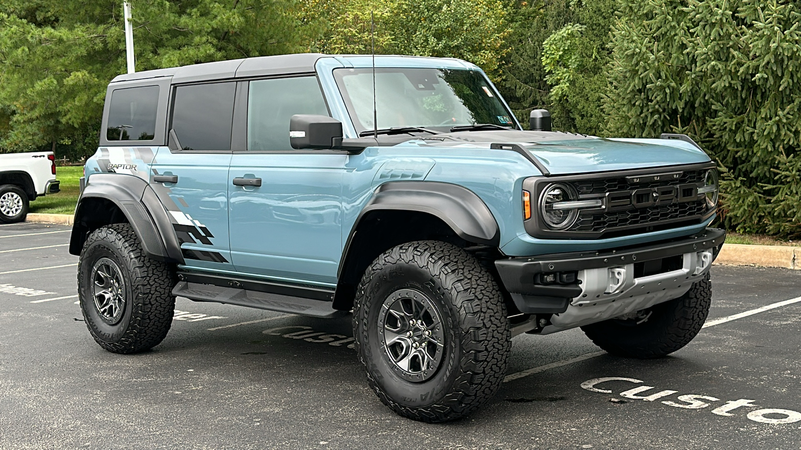 2022 Ford Bronco Raptor 2