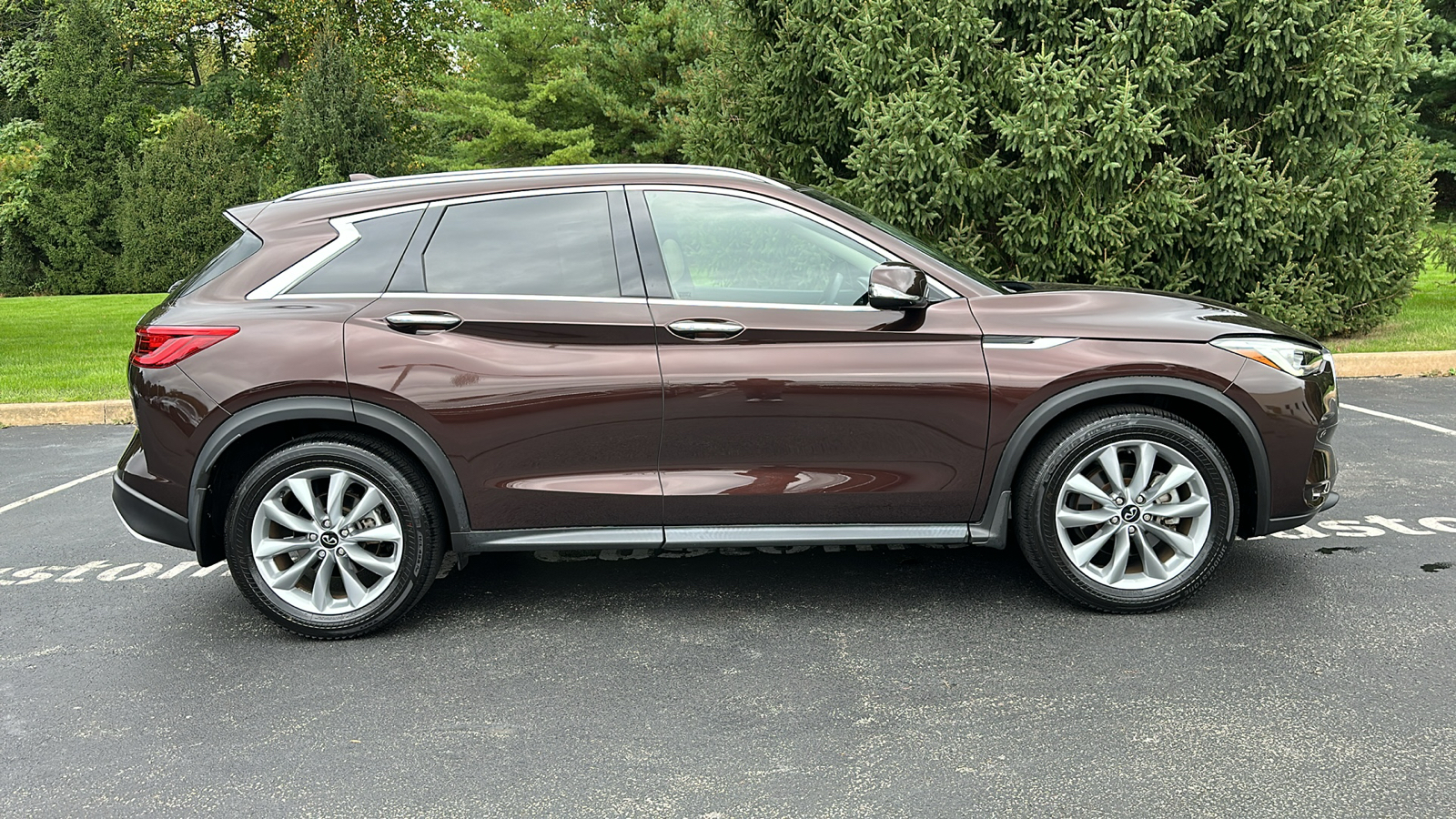 2021 INFINITI QX50 ESSENTIAL 28