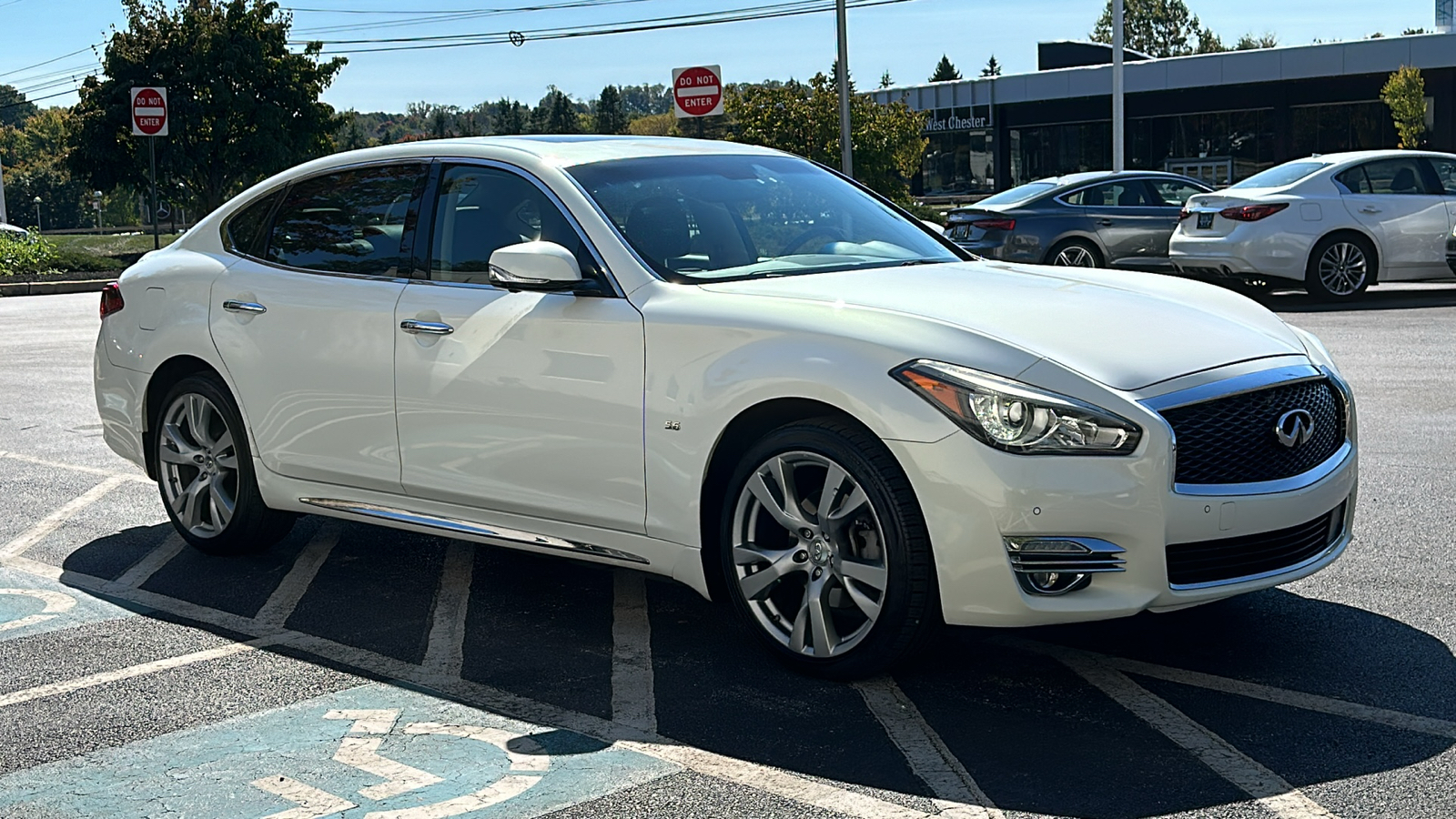 2015 INFINITI Q70L 5.6X 2