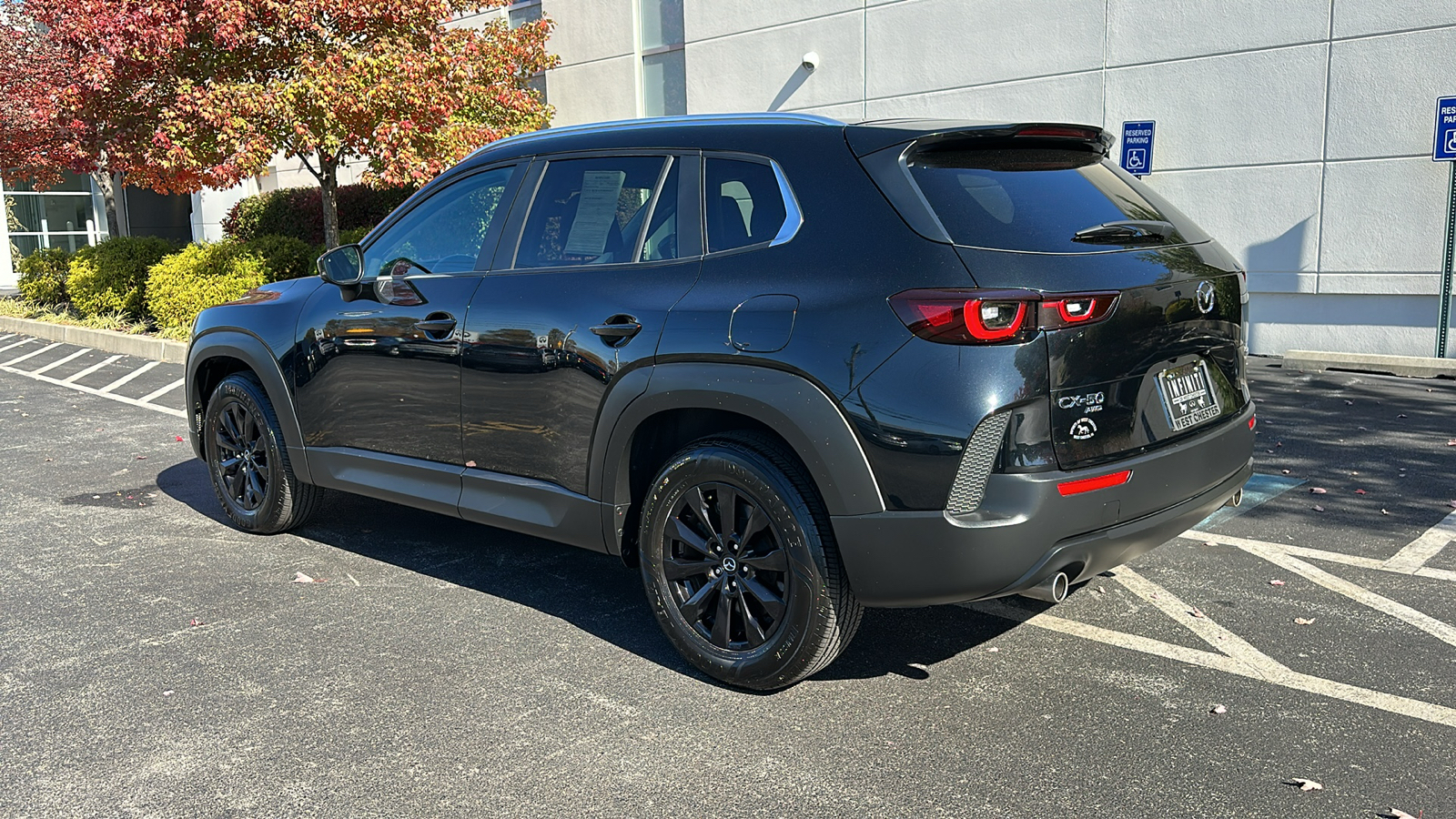 2024 Mazda CX-50 2.5 S Preferred Package 8