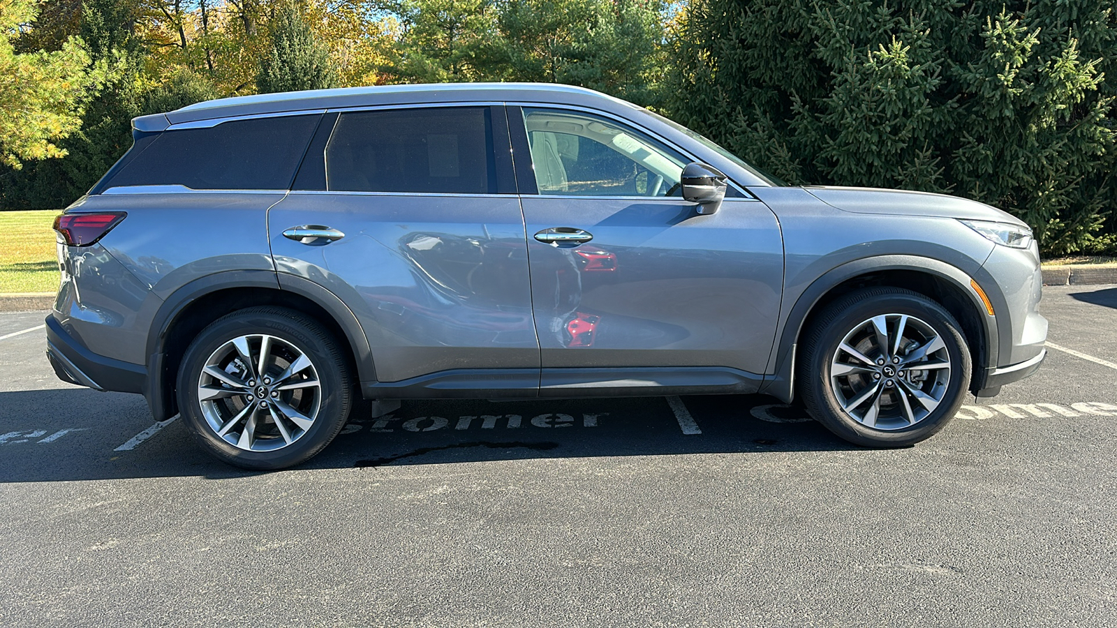 2024 INFINITI QX60 LUXE 29