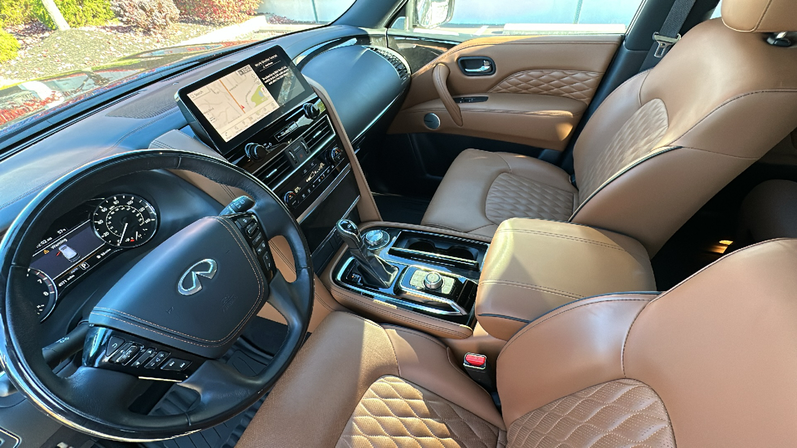 2023 INFINITI QX80 SENSORY 24